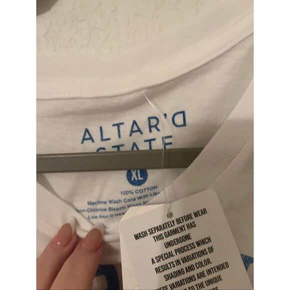 Altar’d State “Austin” Graphic Tee NEW NWT - Picture 5 of 7